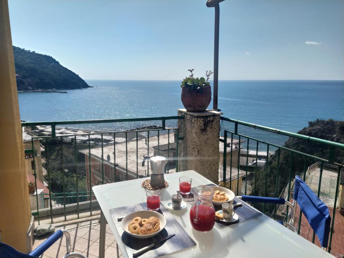 Michela Sea View Apartment Levanto